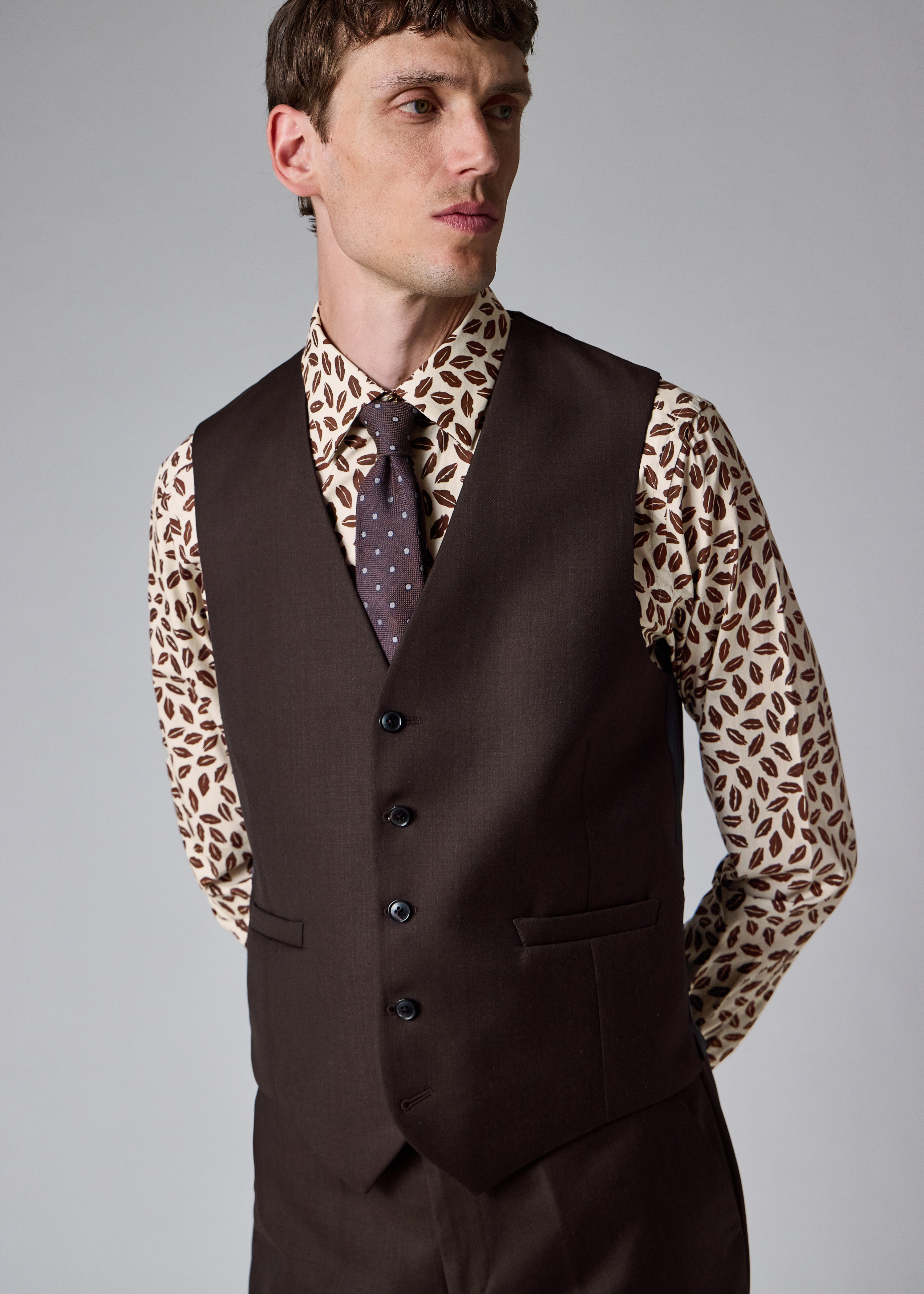 Brown Sharkskin Wool Waistcoat thumbnail 2