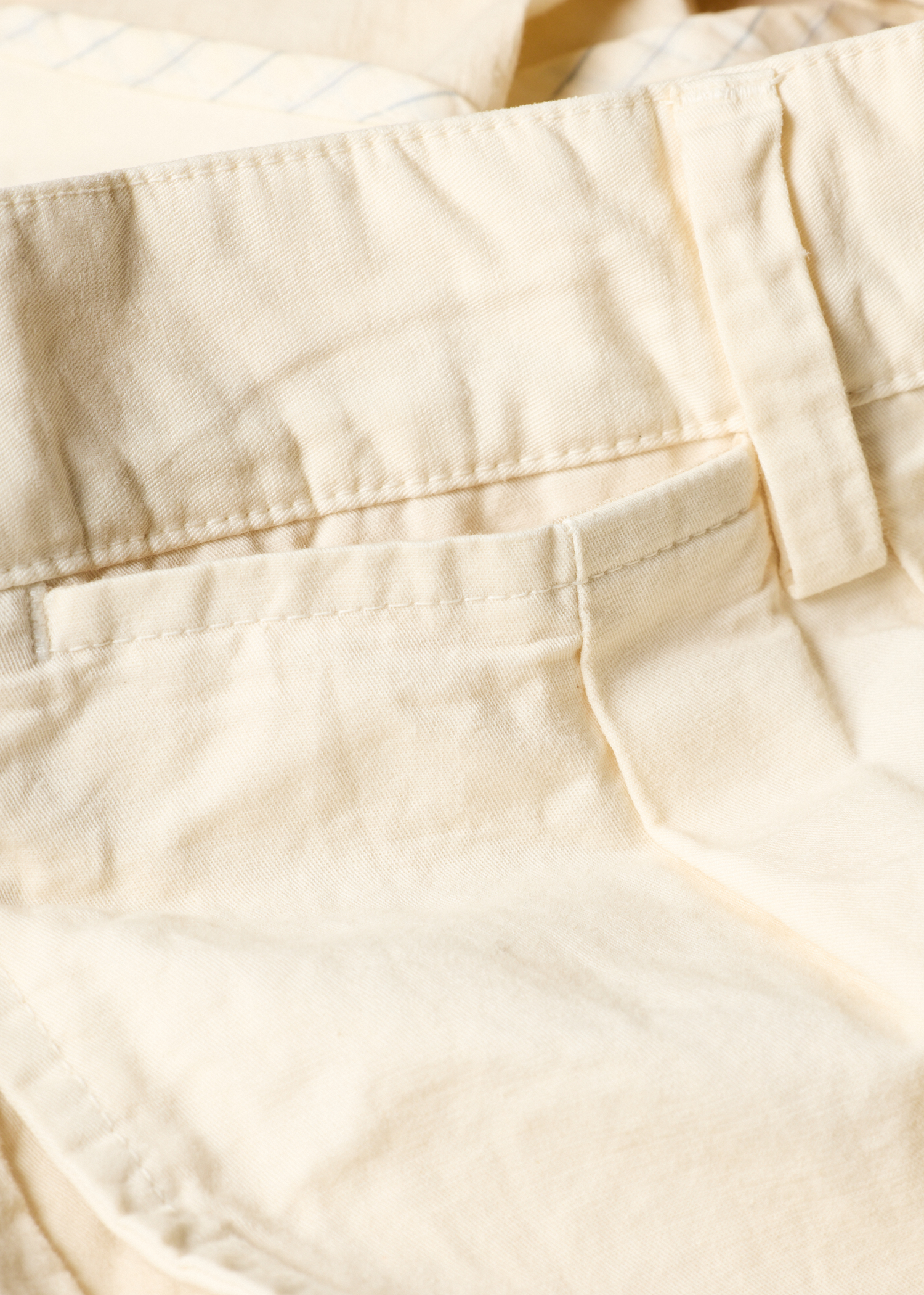 Ecru Cotton-Linen Double Pleat Trousers thumbnail 3