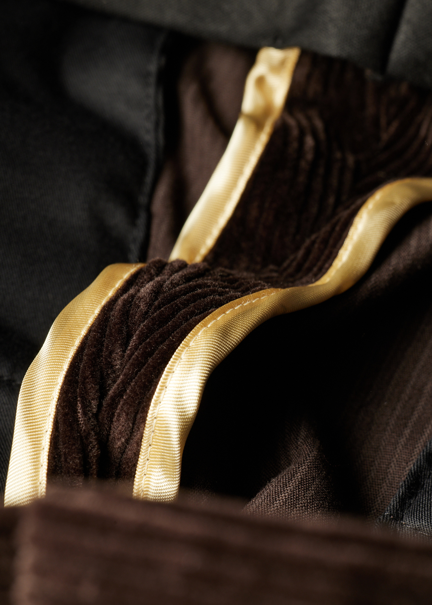 Relaxed-Fit Dark Brown Corduroy Trousers thumbnail 5