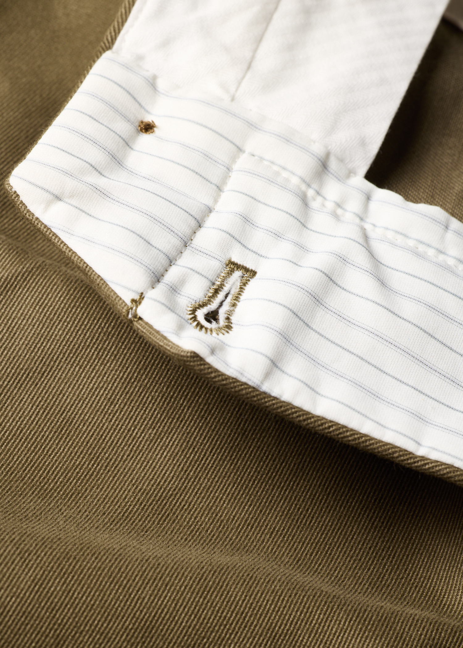 Relaxed-Fit Khaki Cotton-Twill Pleated Trousers thumbnail 10