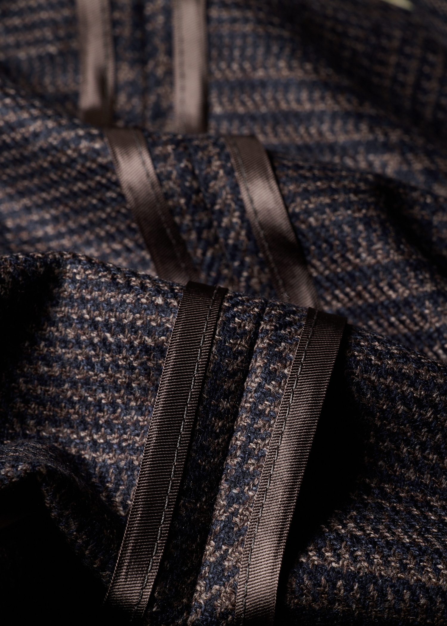 Navy and Brown 'Dream Tweed' Wool-Silk Blazer thumbnail 6