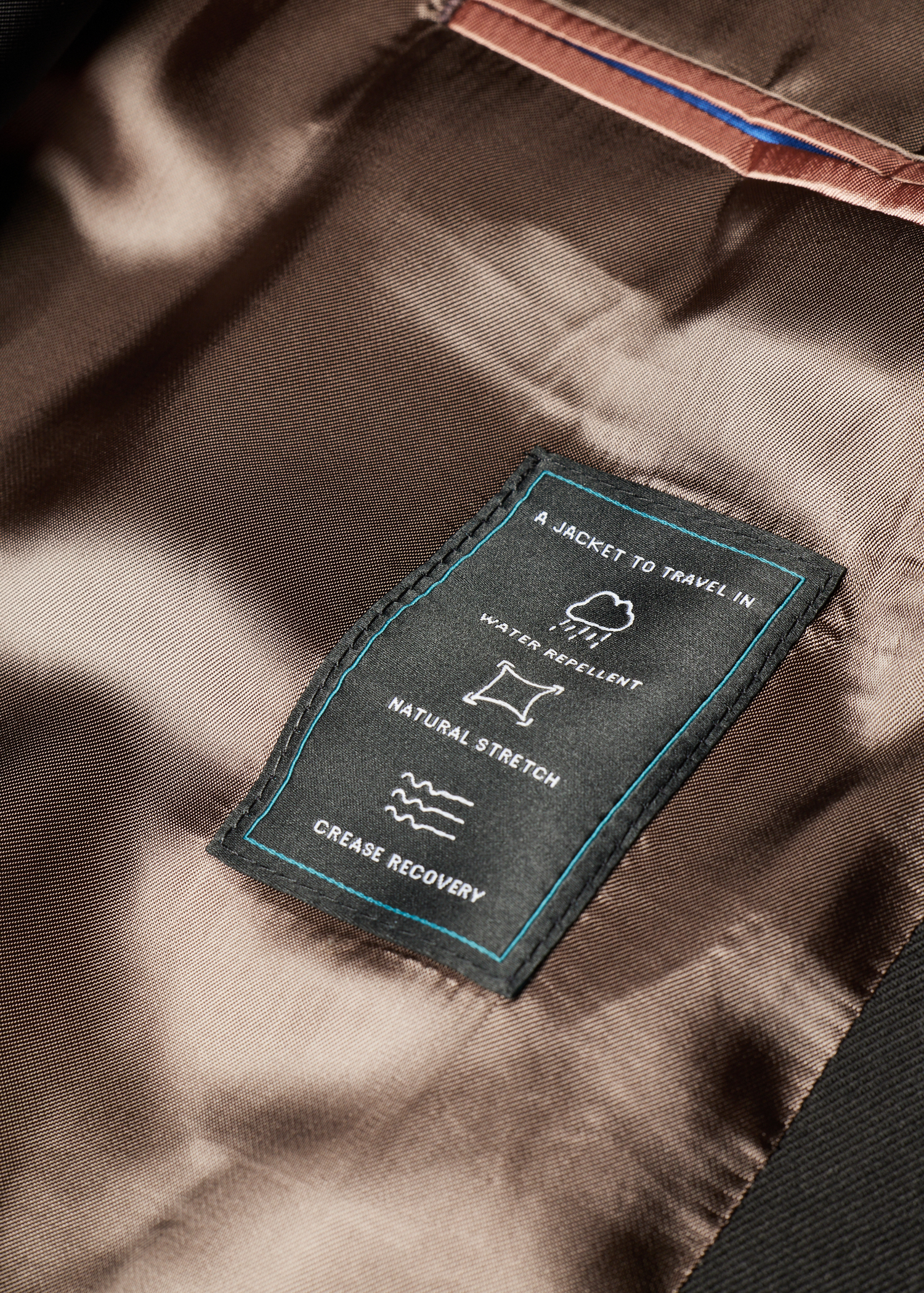 The Soho - Black Wool 'A Suit To Travel In' Double-Breasted Blazer thumbnail 3