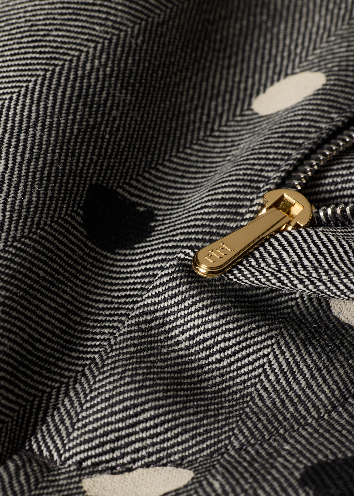 Relaxed-Fit Grey Herringbone Polka Dot Trousers thumbnail 3