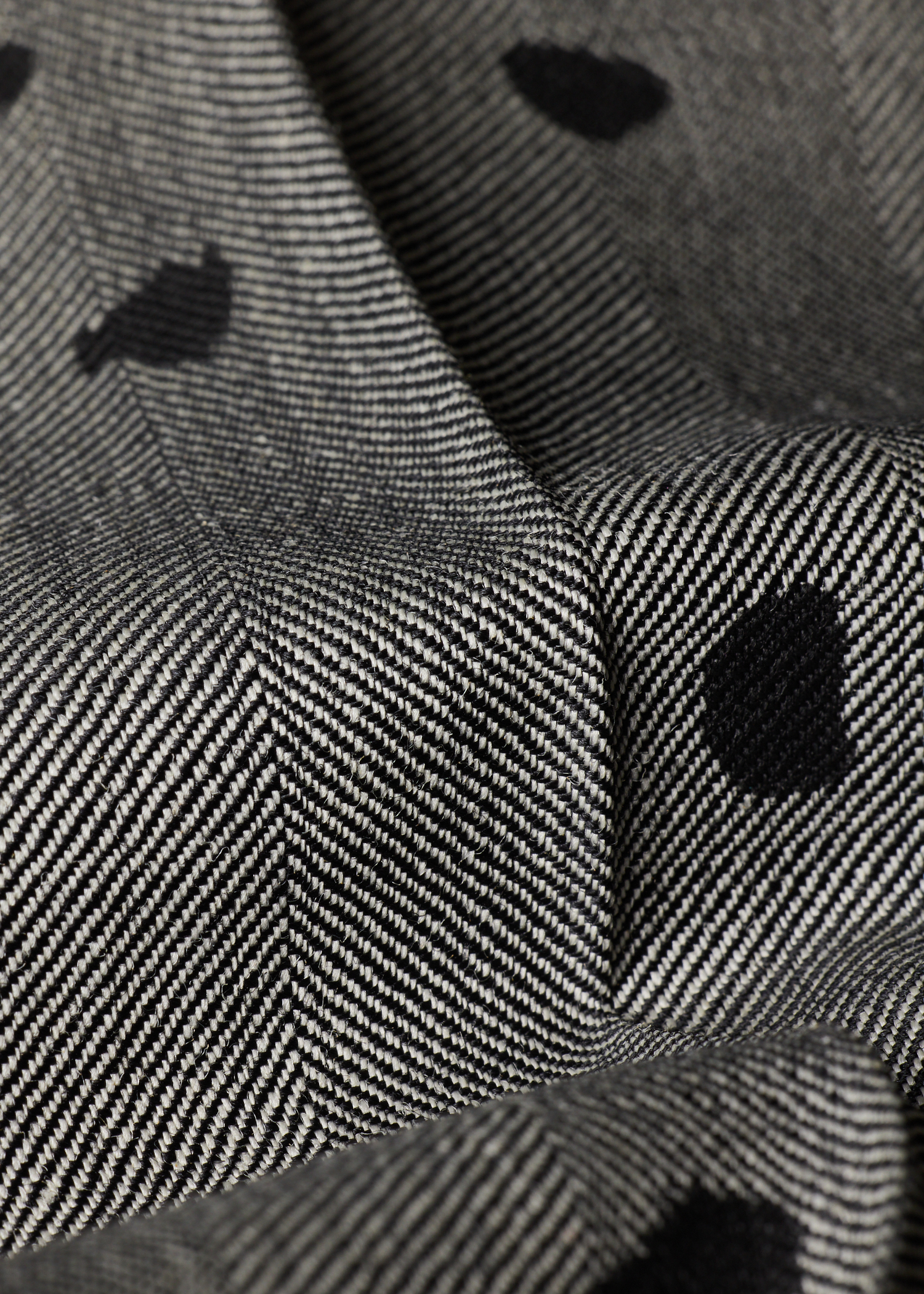 Relaxed-Fit Grey Herringbone Polka Dot Trousers thumbnail 5