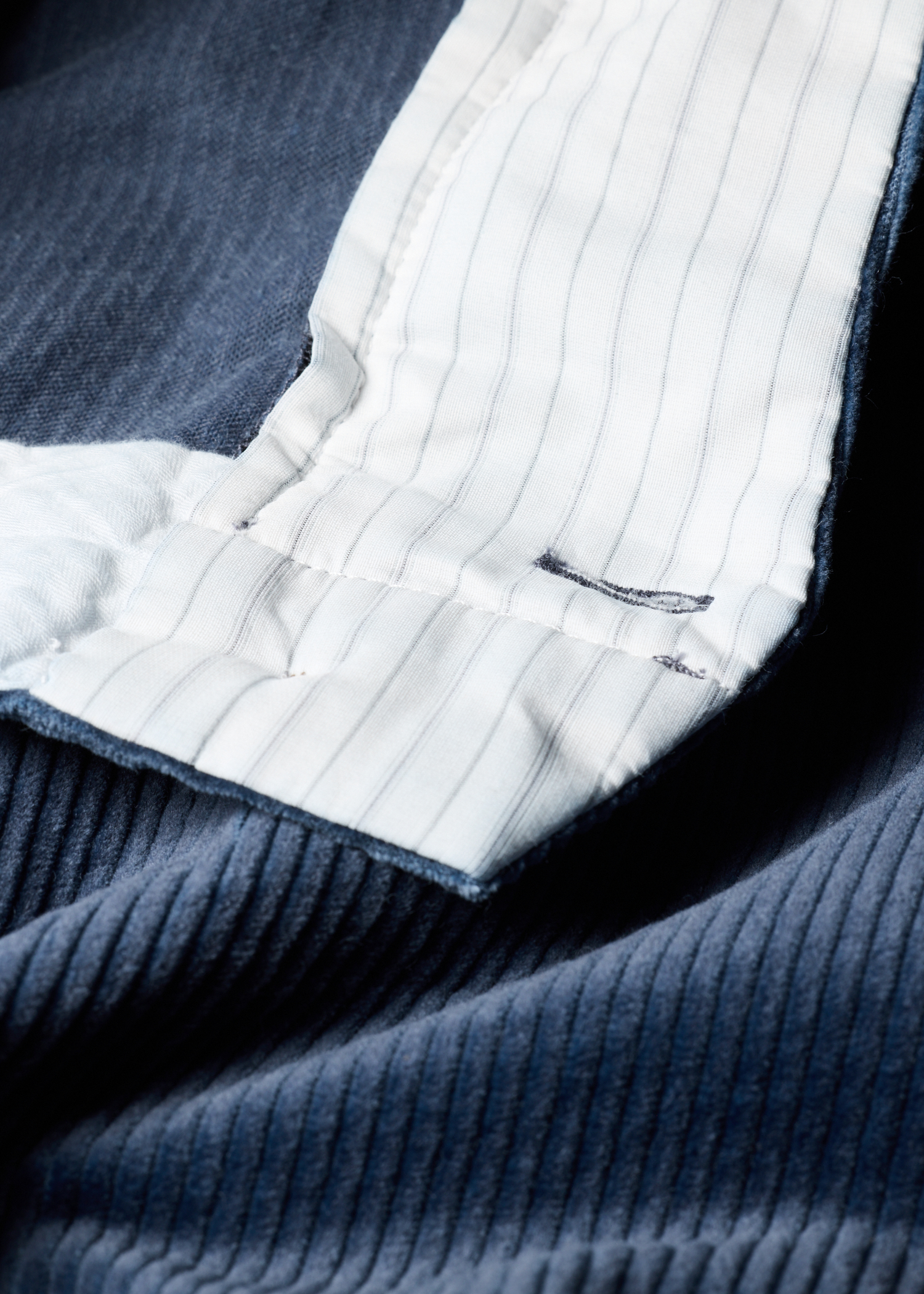 Relaxed-Fit Blue Corduroy Trousers thumbnail 4
