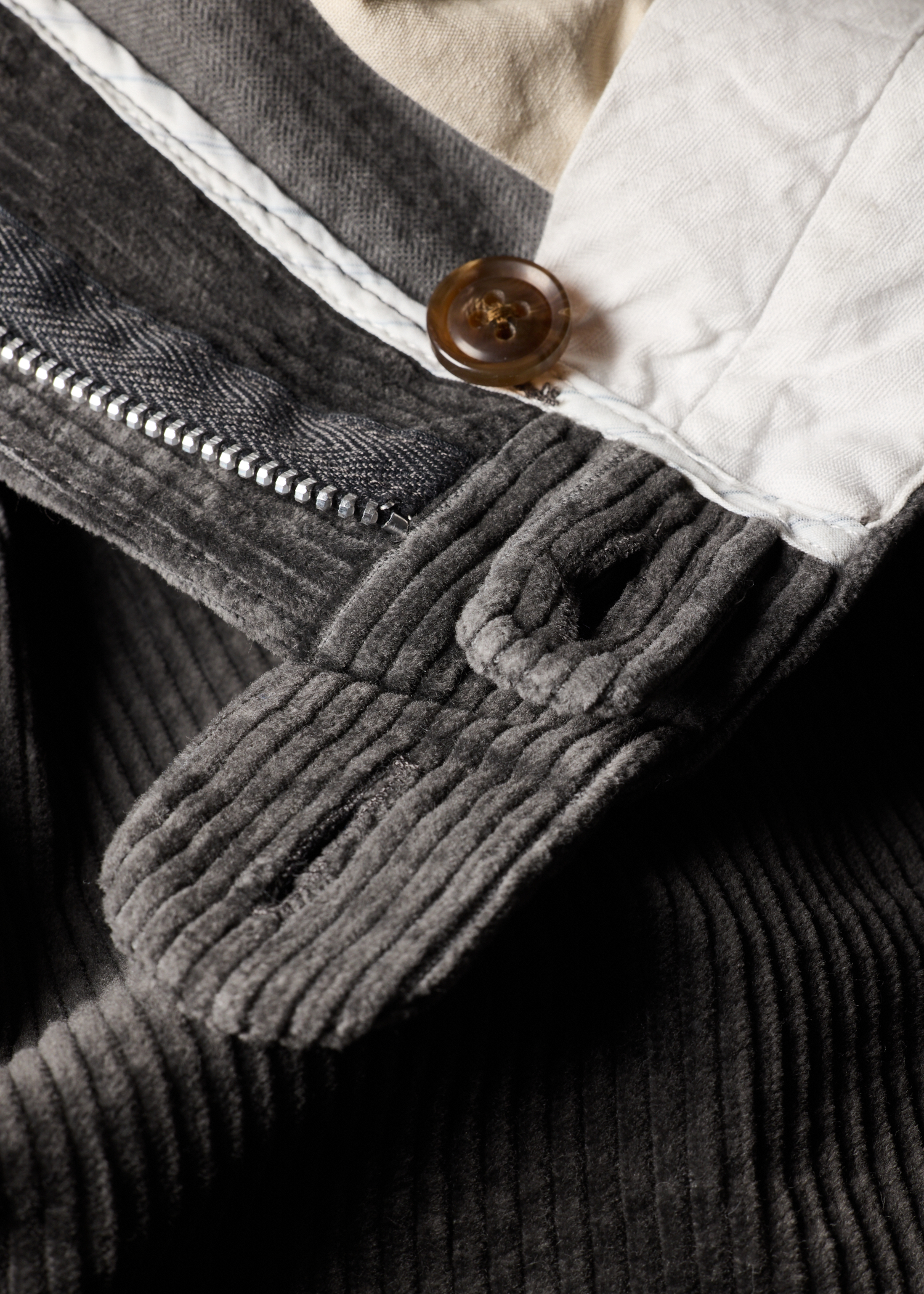 Relaxed-Fit Dark Grey Corduroy Trousers thumbnail 3