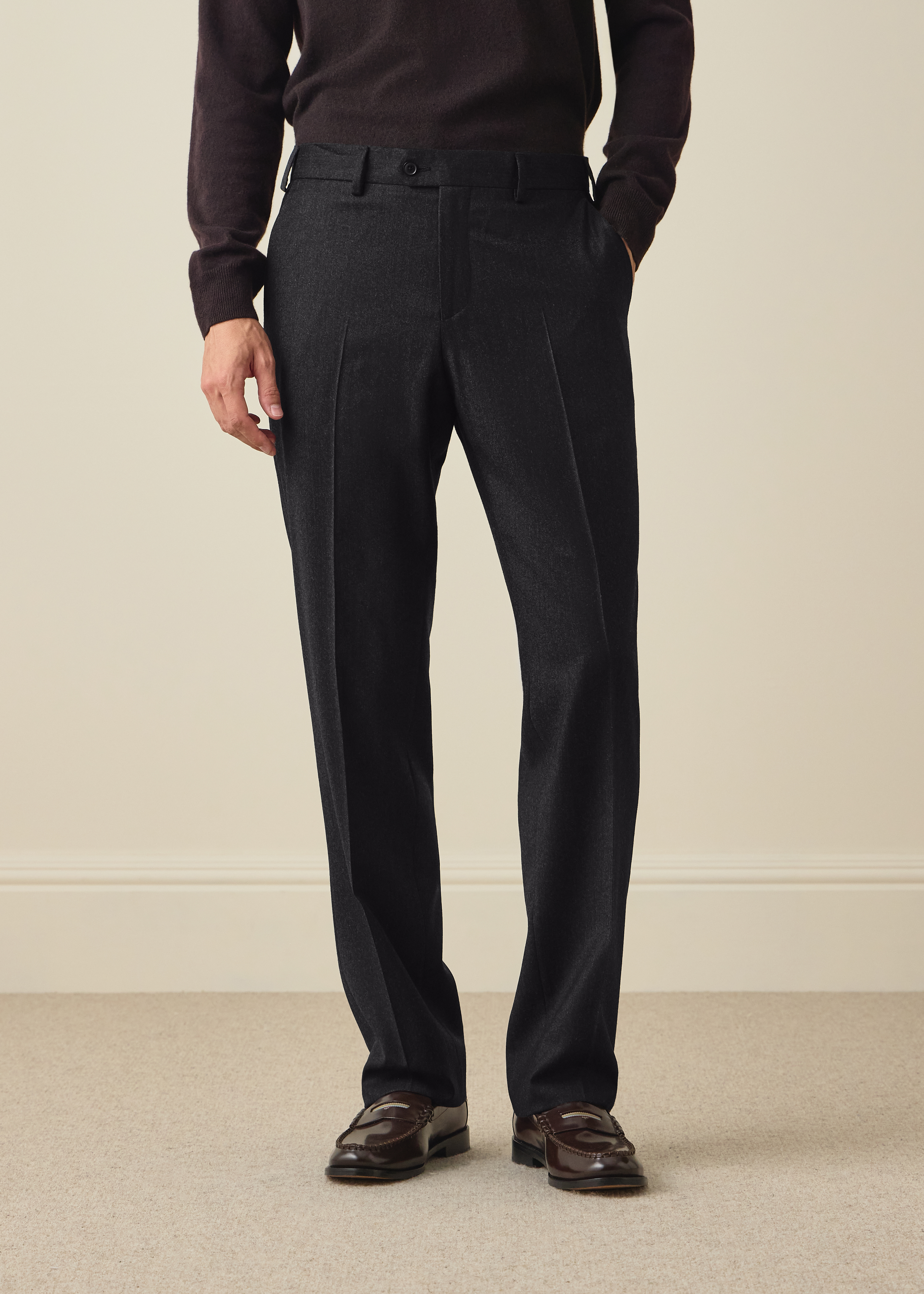 Charcoal Wool-Cashmere Flannel Double-Breasted Two-Piece Suit thumbnail 6