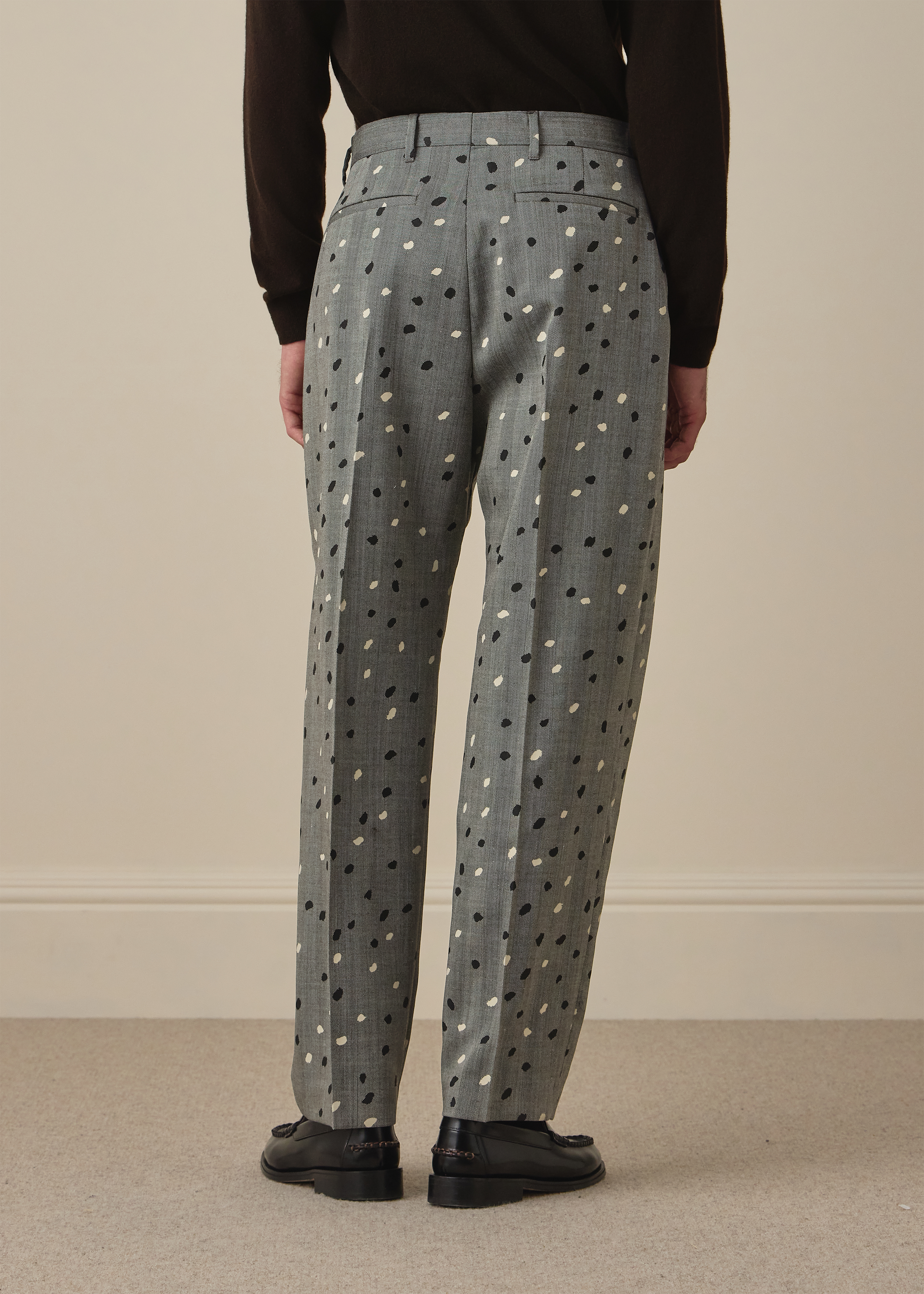Relaxed-Fit Grey Herringbone Polka Dot Trousers thumbnail 4