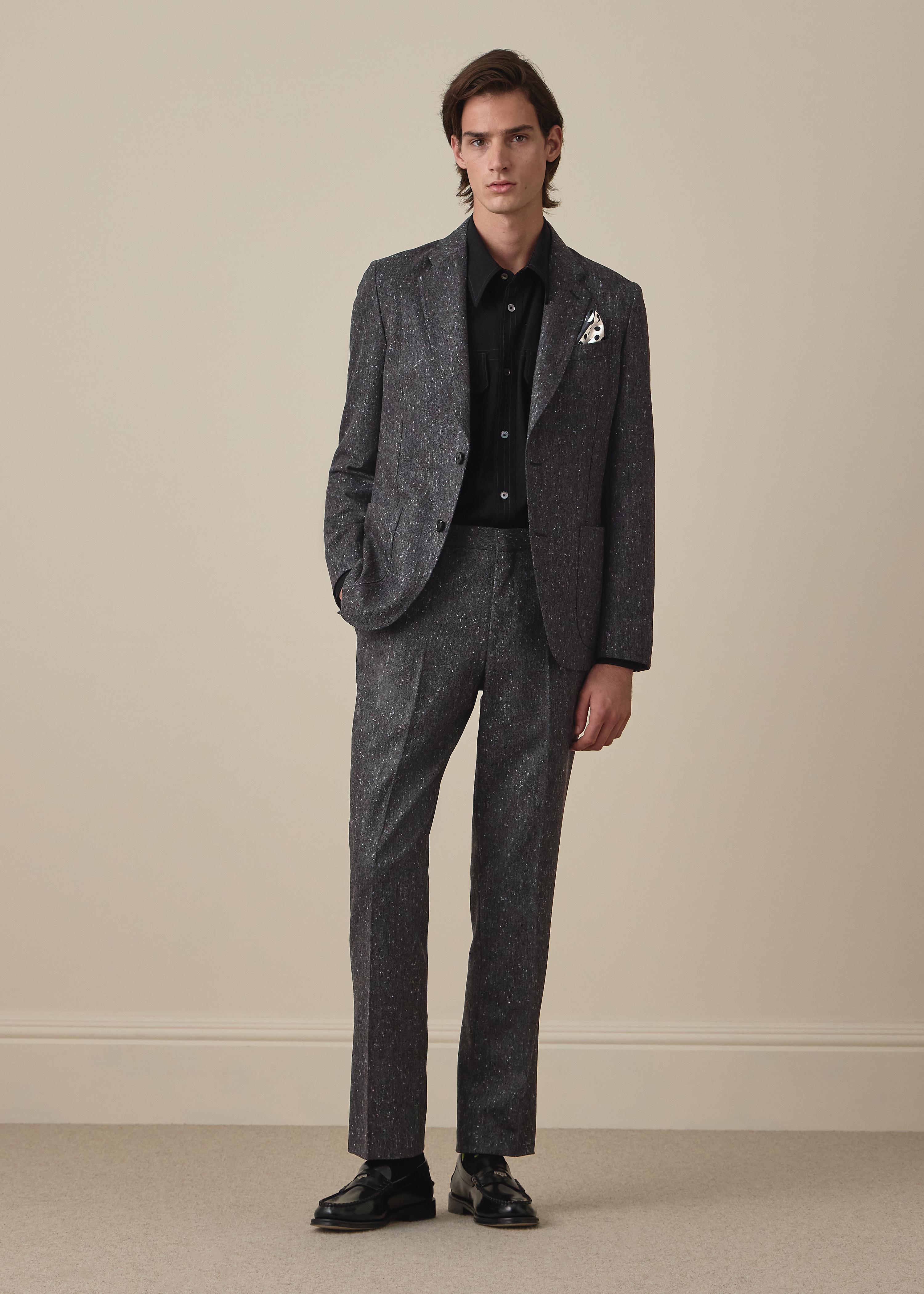 Dark Grey Donegal Wool Two-Piece Suit thumbnail 2