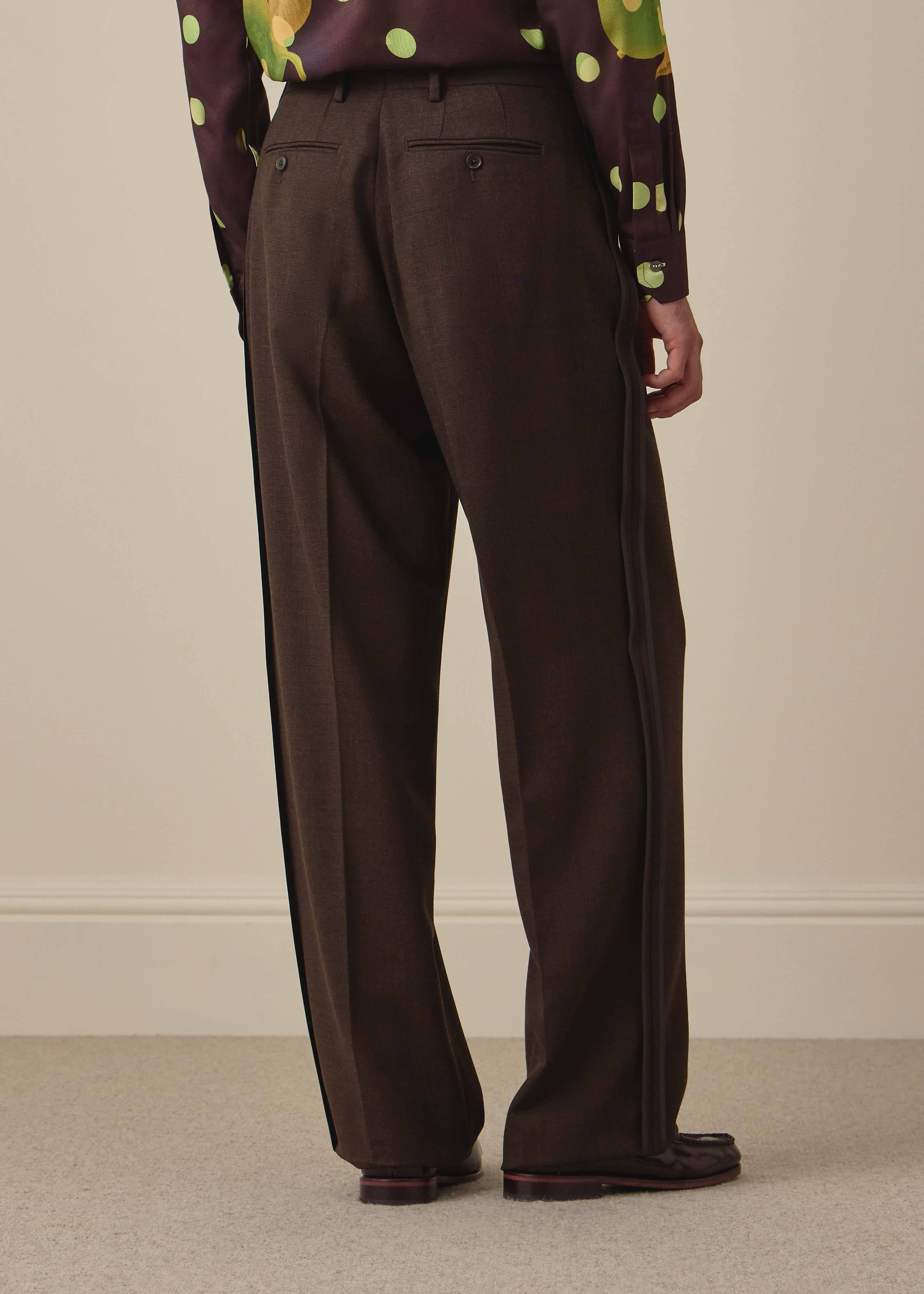Brown Cordonetto Wool Inside-Out Two-Piece Suit thumbnail 7