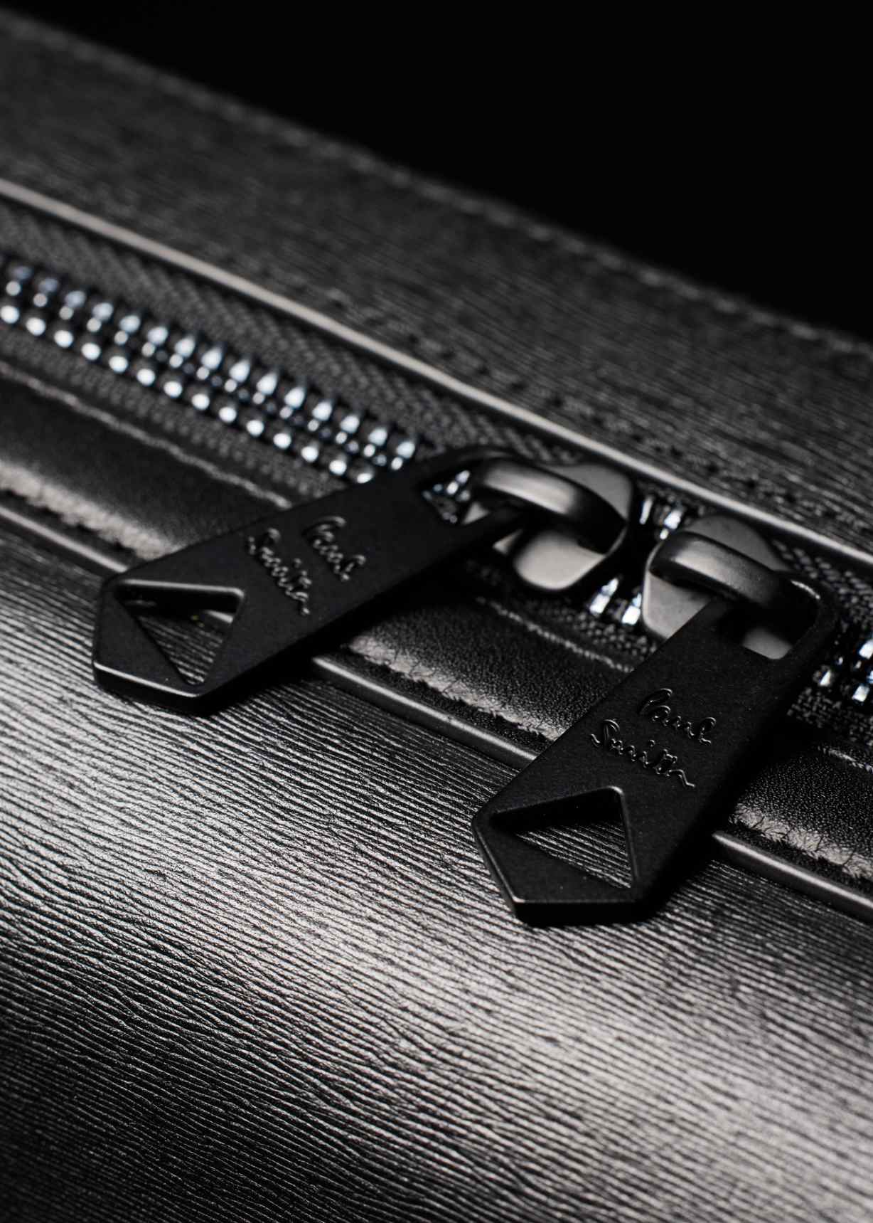 Black Straw-Grain Embossed Leather Messenger Bag
