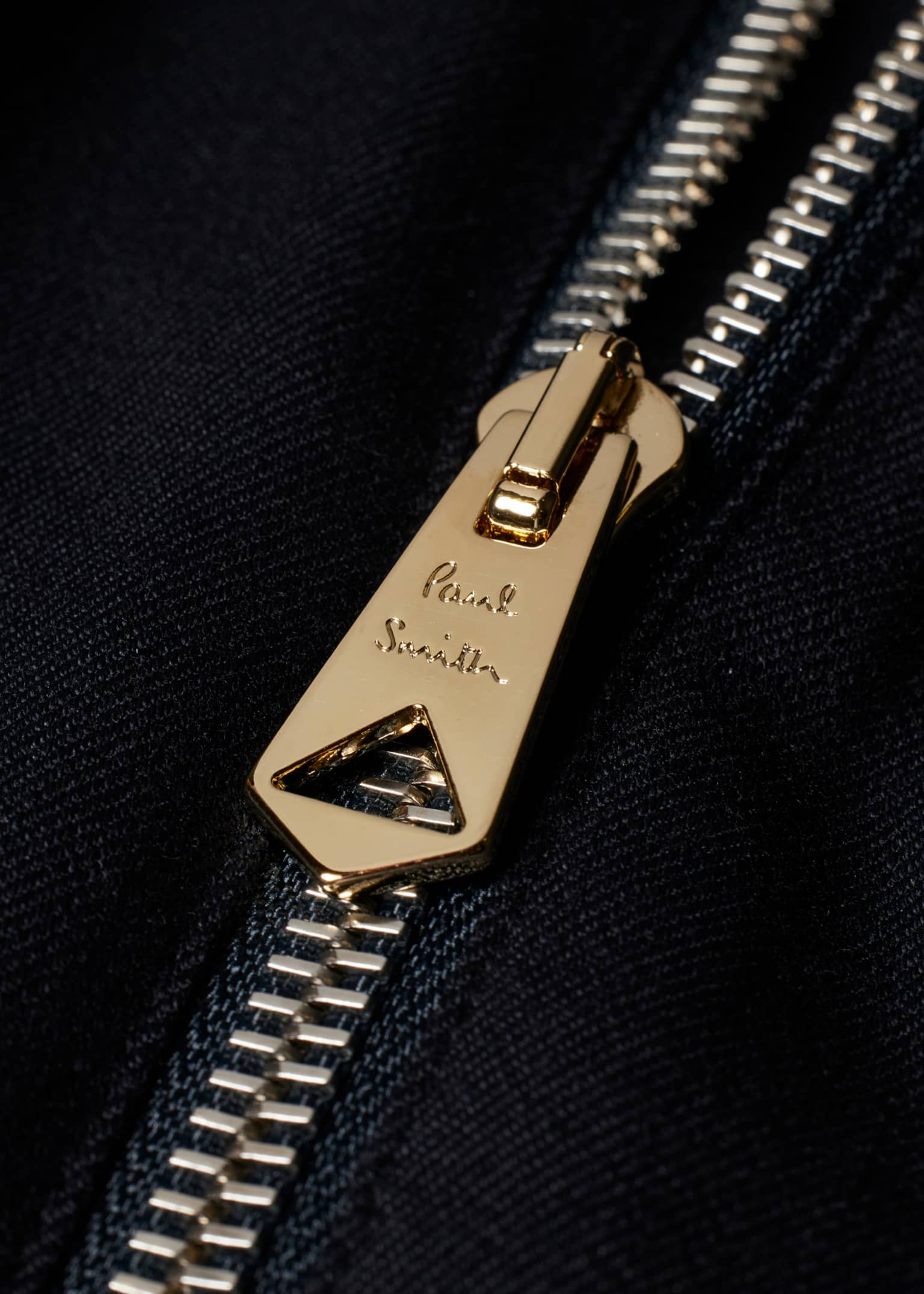 Stretchy Hem Zip Up Lapel Neck Short Jacket