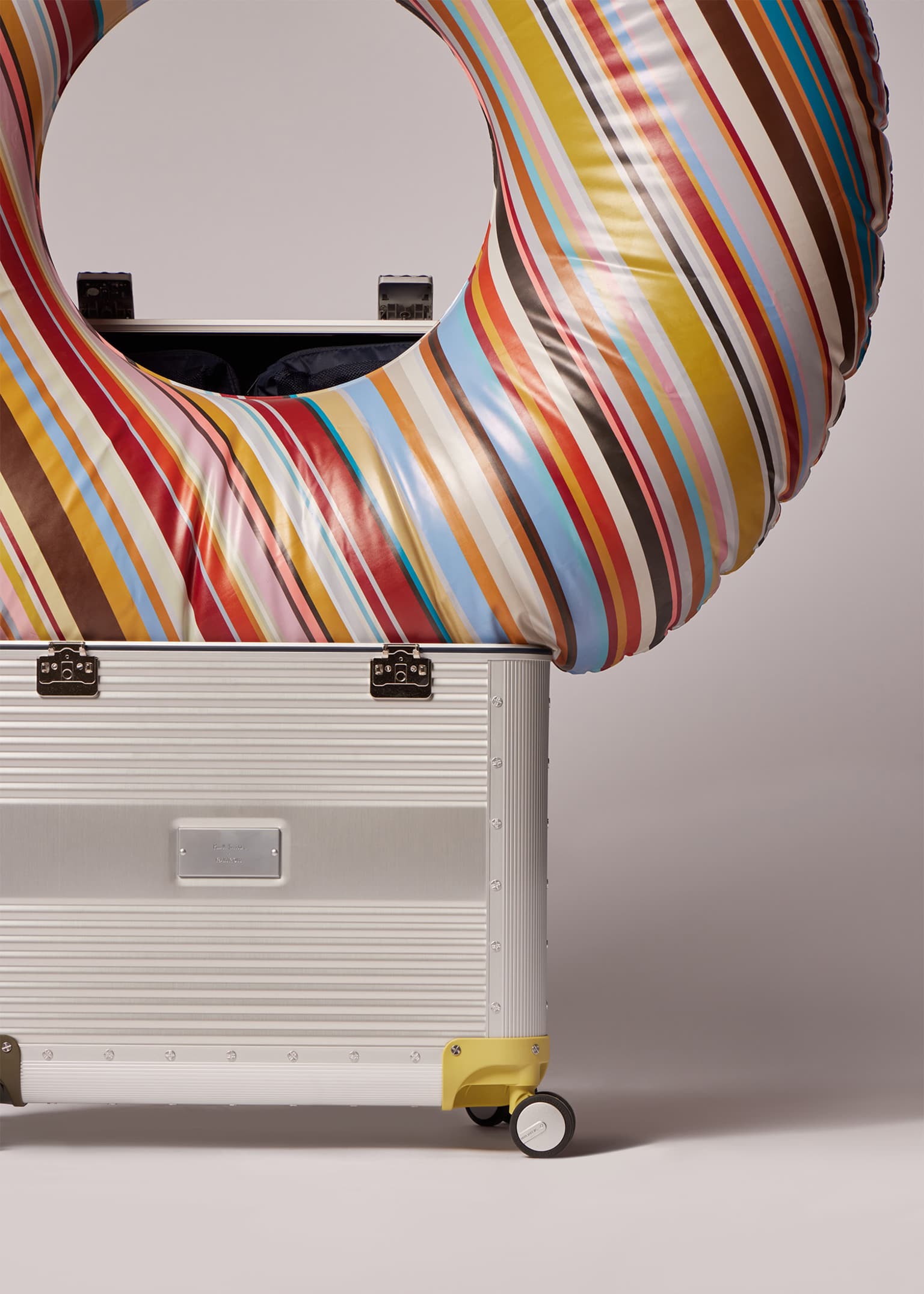 'Signature Stripe' Inflatable Pool Ring