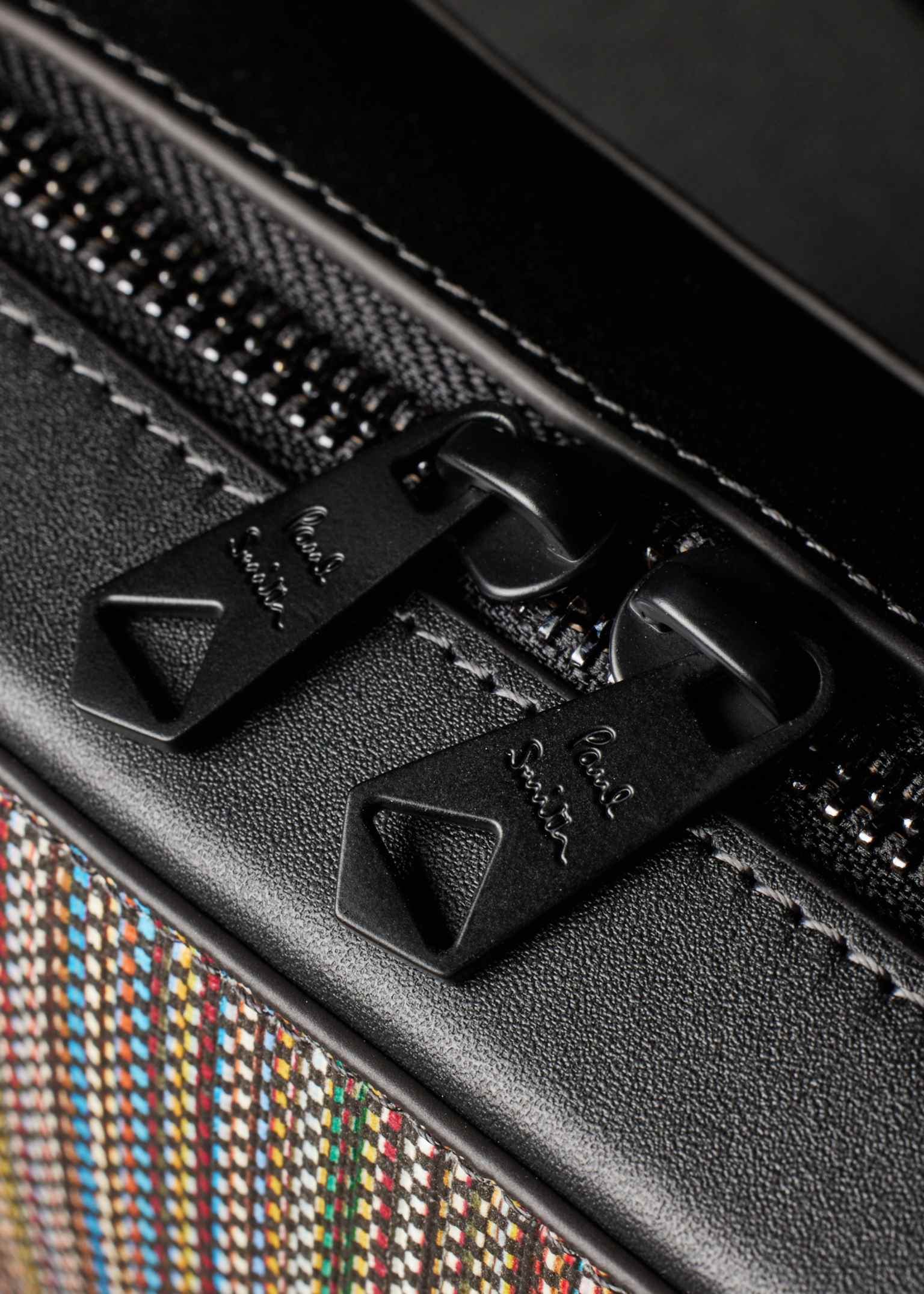 【関税&送料込】Paul Smith Signature Stripe Bag Paul Smith Signature Stripe Leather Crossbody Bag | Black