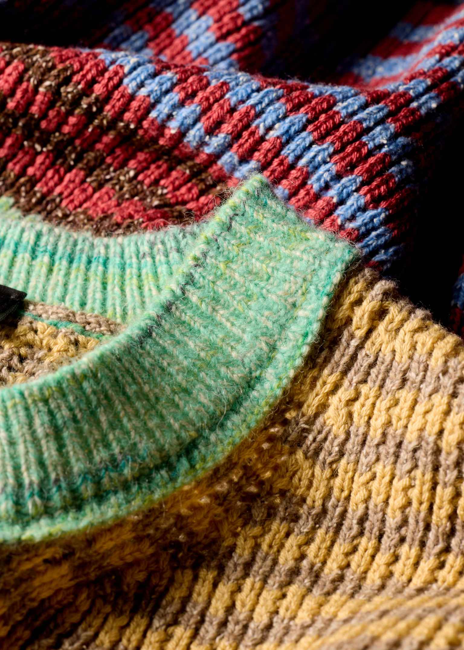 Women's Green Textured Stripe Knitted Sweater