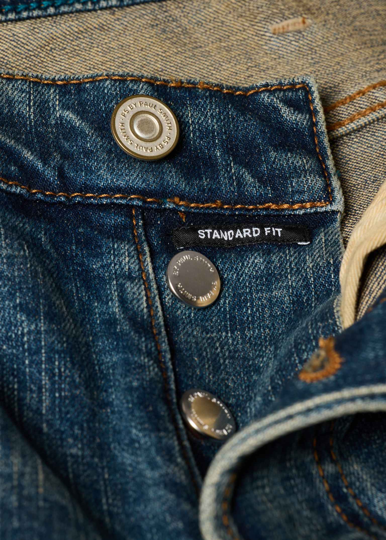 0401~16cm Slim Fit CROSS Jeans