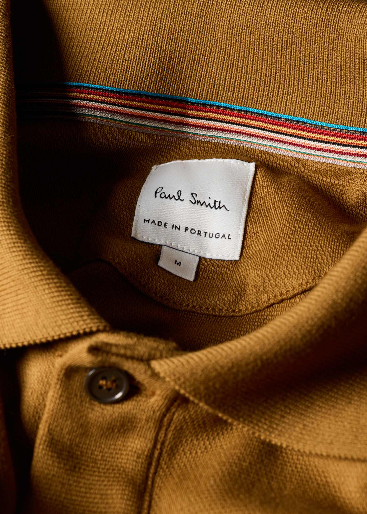 Polo Homme Moutarde en Coton avec Finitions Côtelées Intégrées