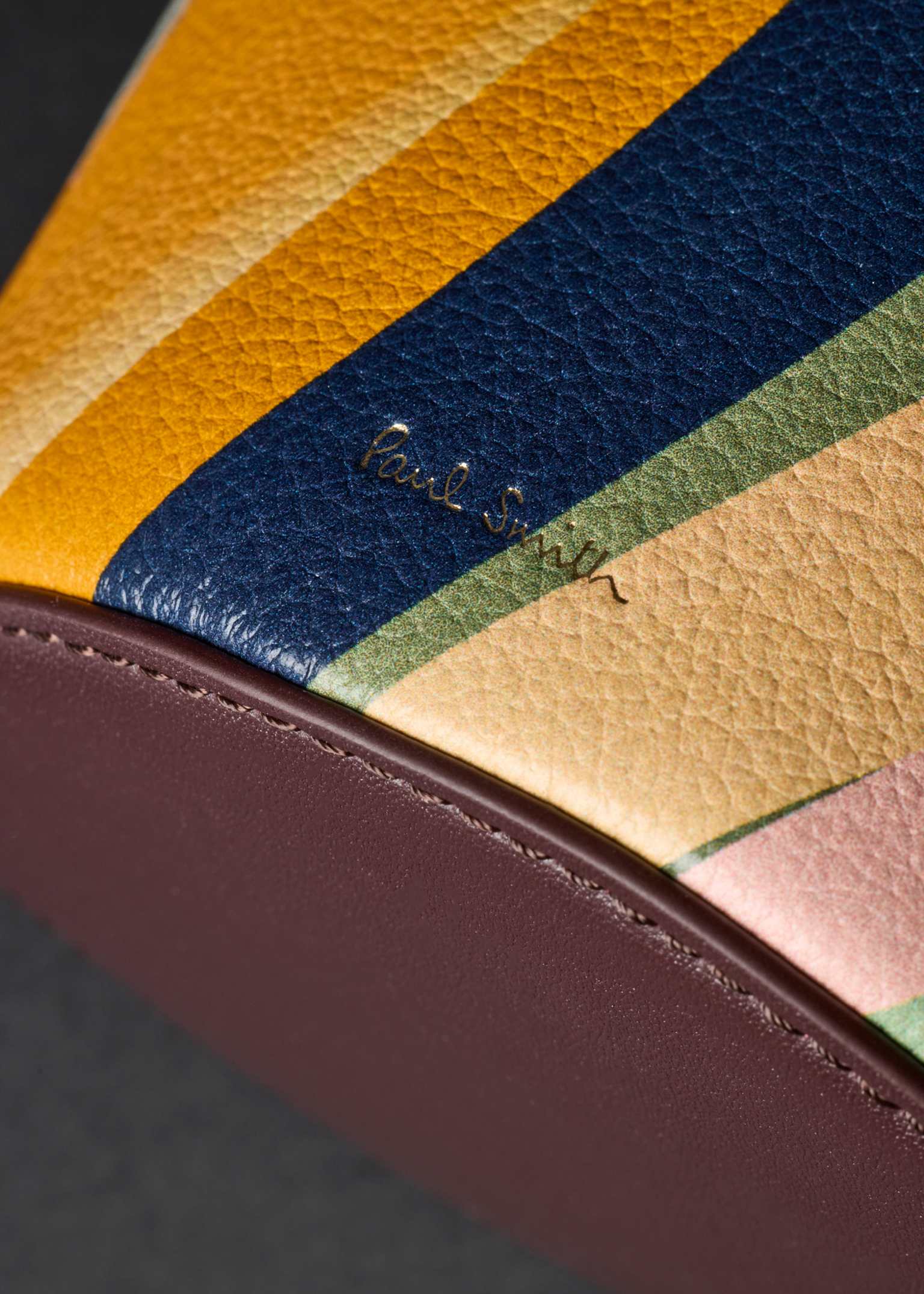 Women's Leather 'Swirl' Bucket Bag