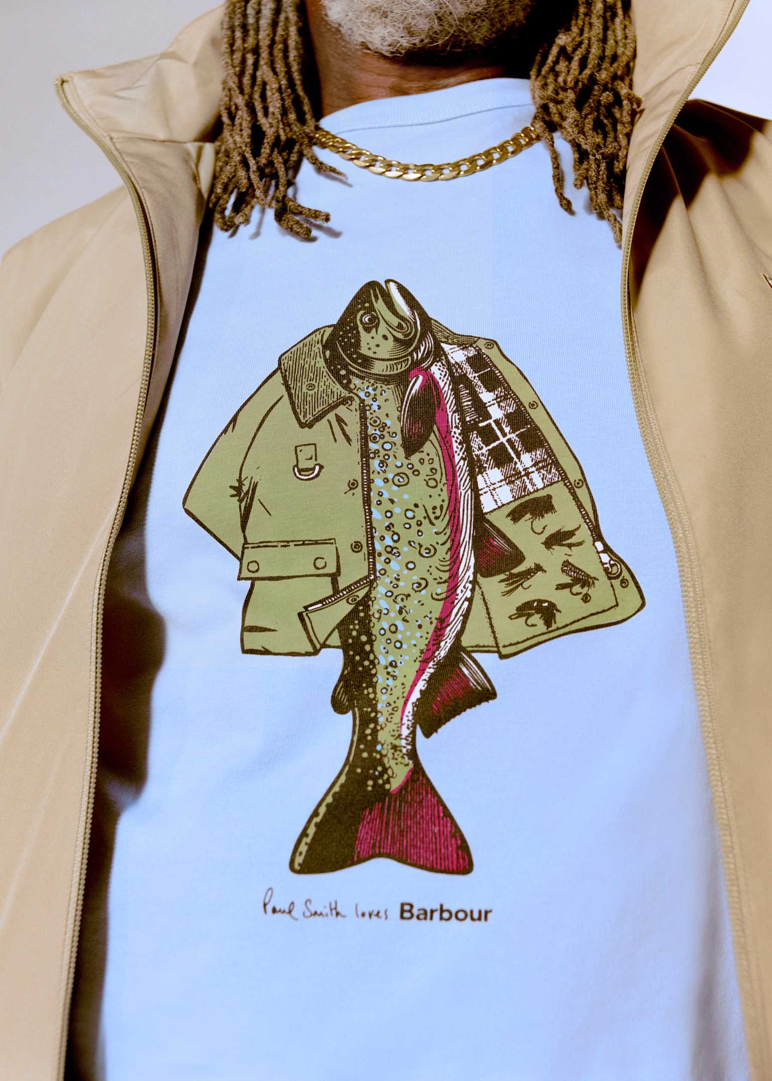 最終値下げPaul Smith love Barbour コラボ ジップ M Paul Smith loves Barbour - Mid Blue 'Fishing Jacket' Print T-Shirt