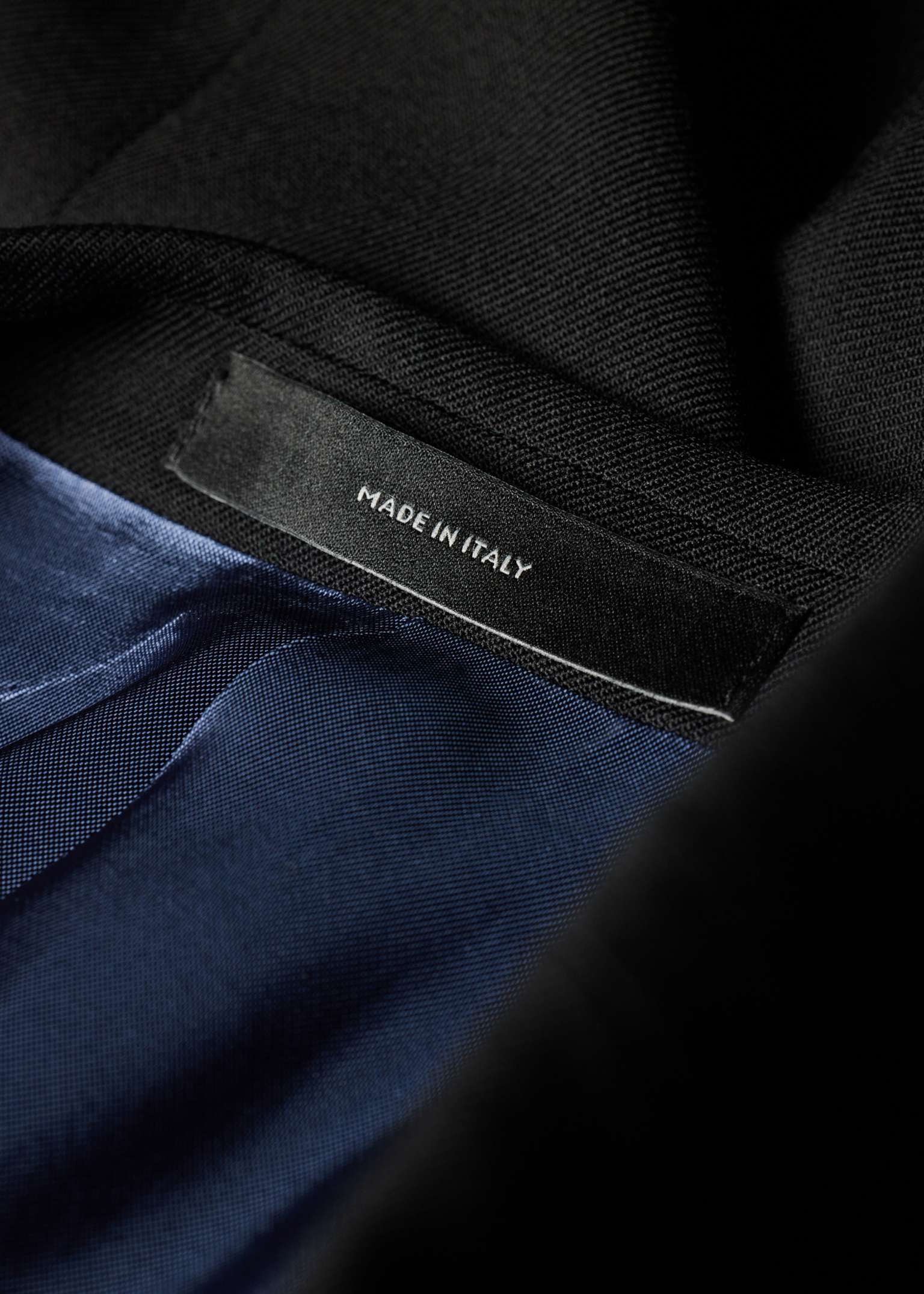 The Soho - Black Wool 'A Suit To Travel In'
