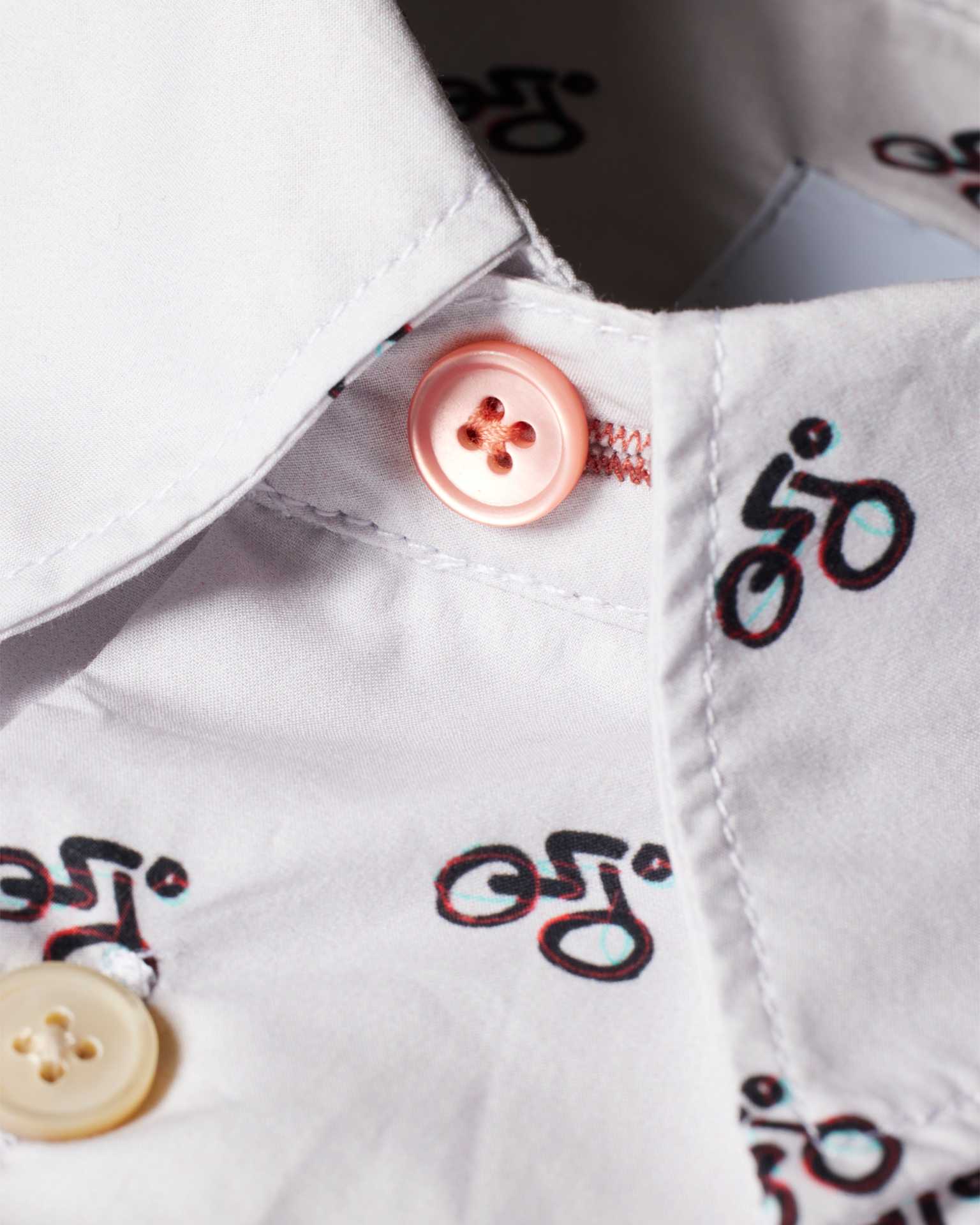 Men's Tailored-Fit White 'Cyclist' Print Shirt