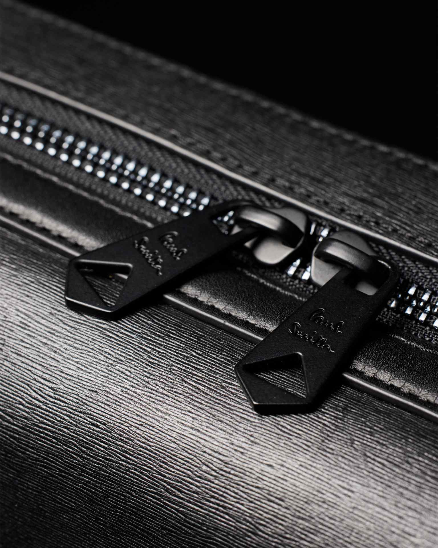 Black Straw-Grain Embossed Leather Messenger Bag