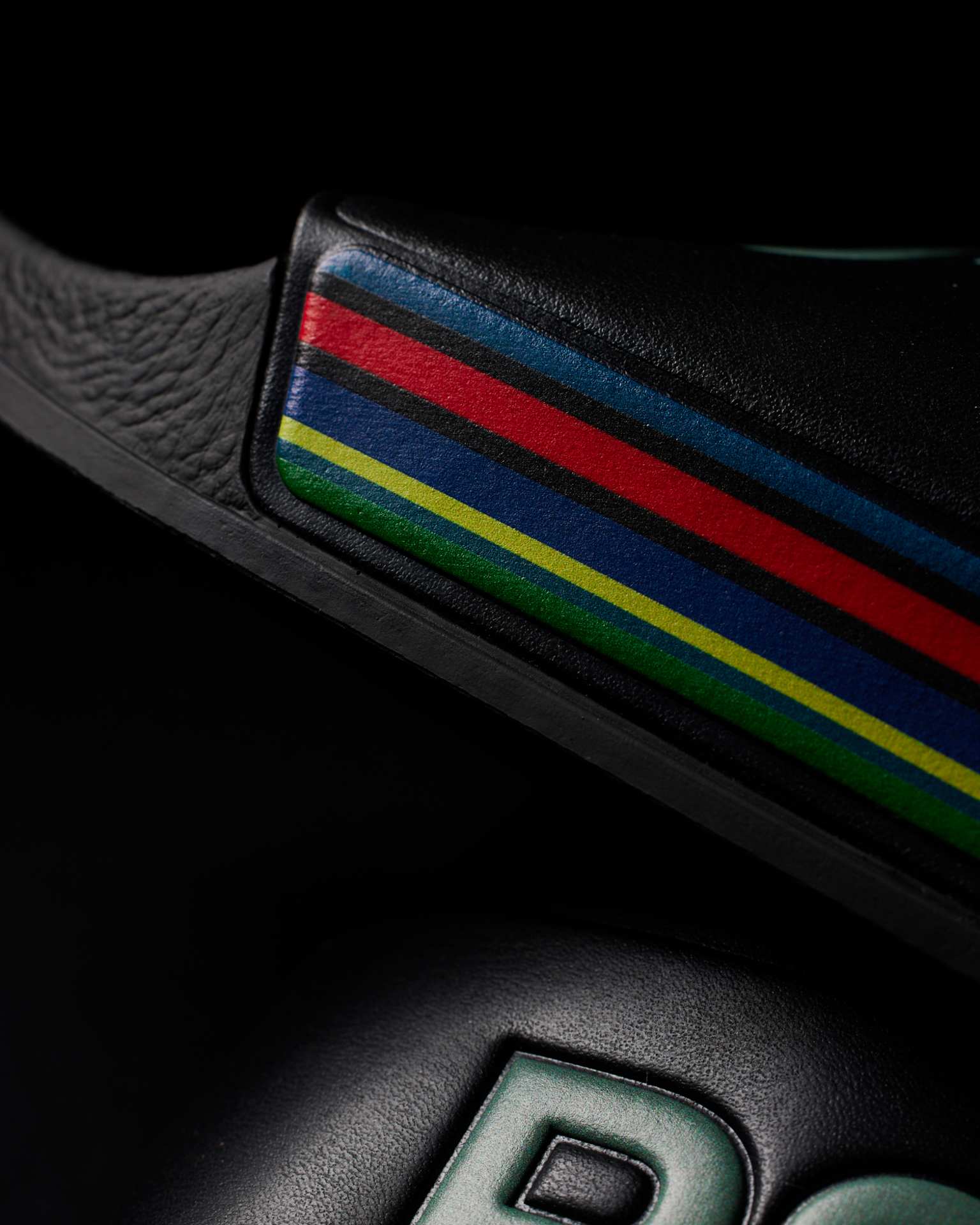 Black 'Sports Stripe' 'Zed' Slides