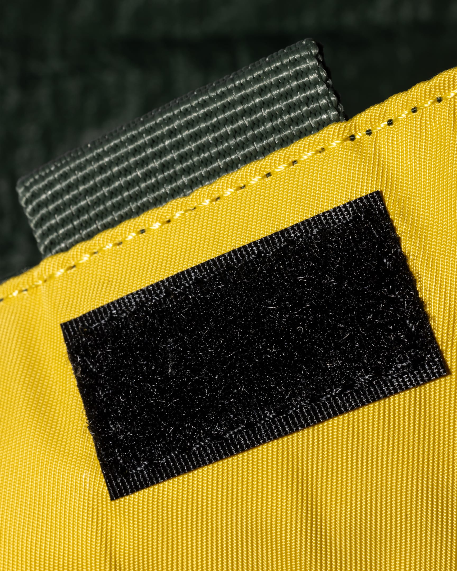 Detail View - Dark Green Nylon Ripstop Phone Bag Paul Smith