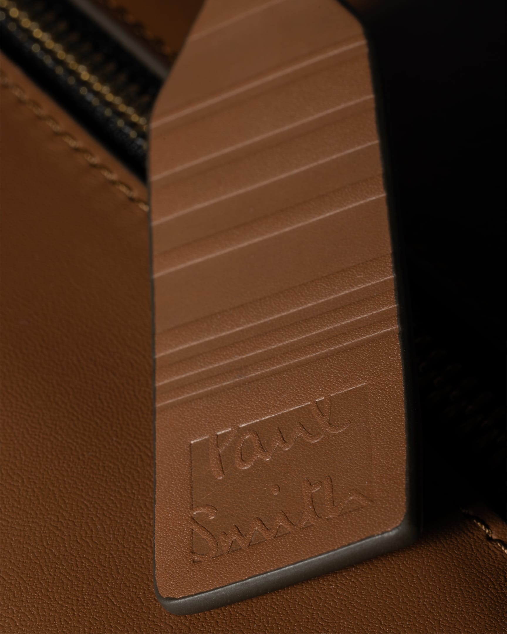 Detail View - Tan Leather Holdall Paul Smith