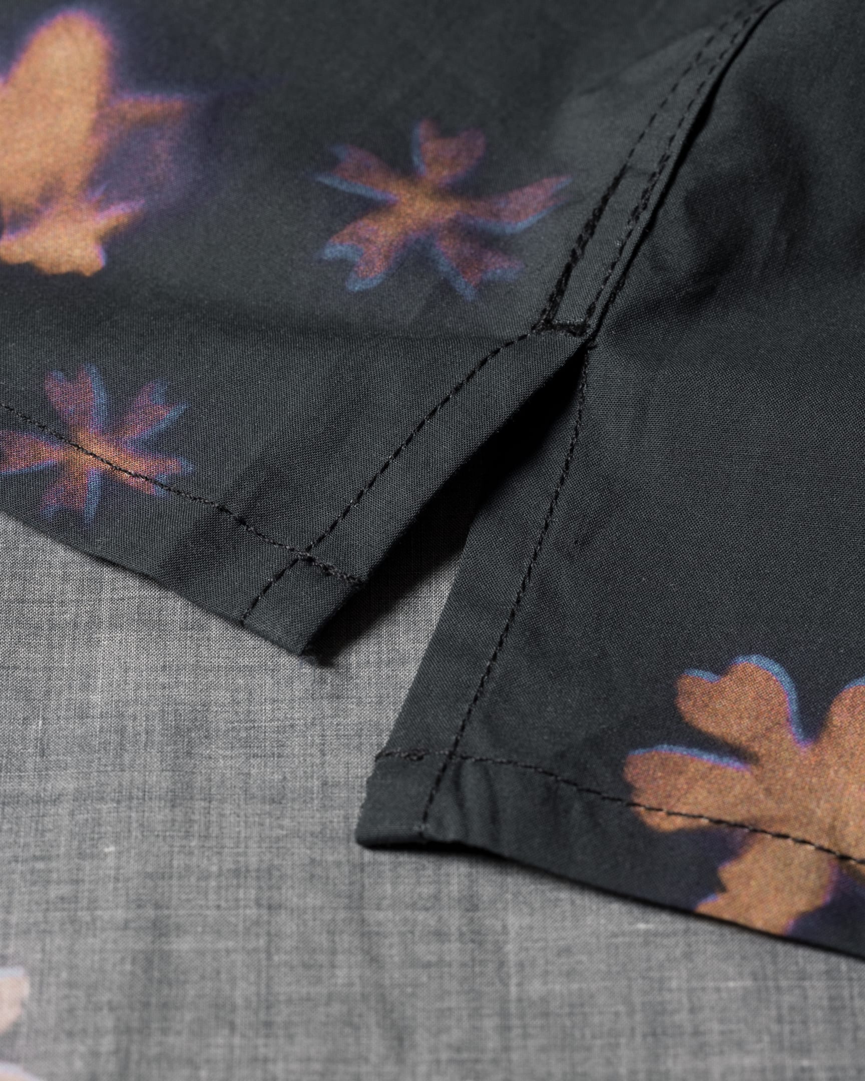 Detail View - Black 'Floral' Print Short-Sleeve Shirt Paul Smith